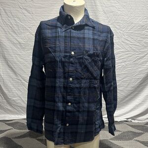 H&M relaxed fit Blue Plaid Button-Up Shirt